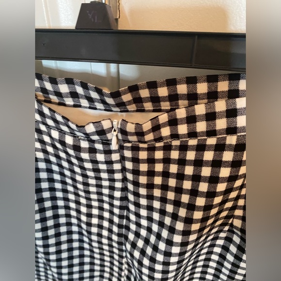 Checkered Mini Skirt (Forever 21) - Picture 5 of 8